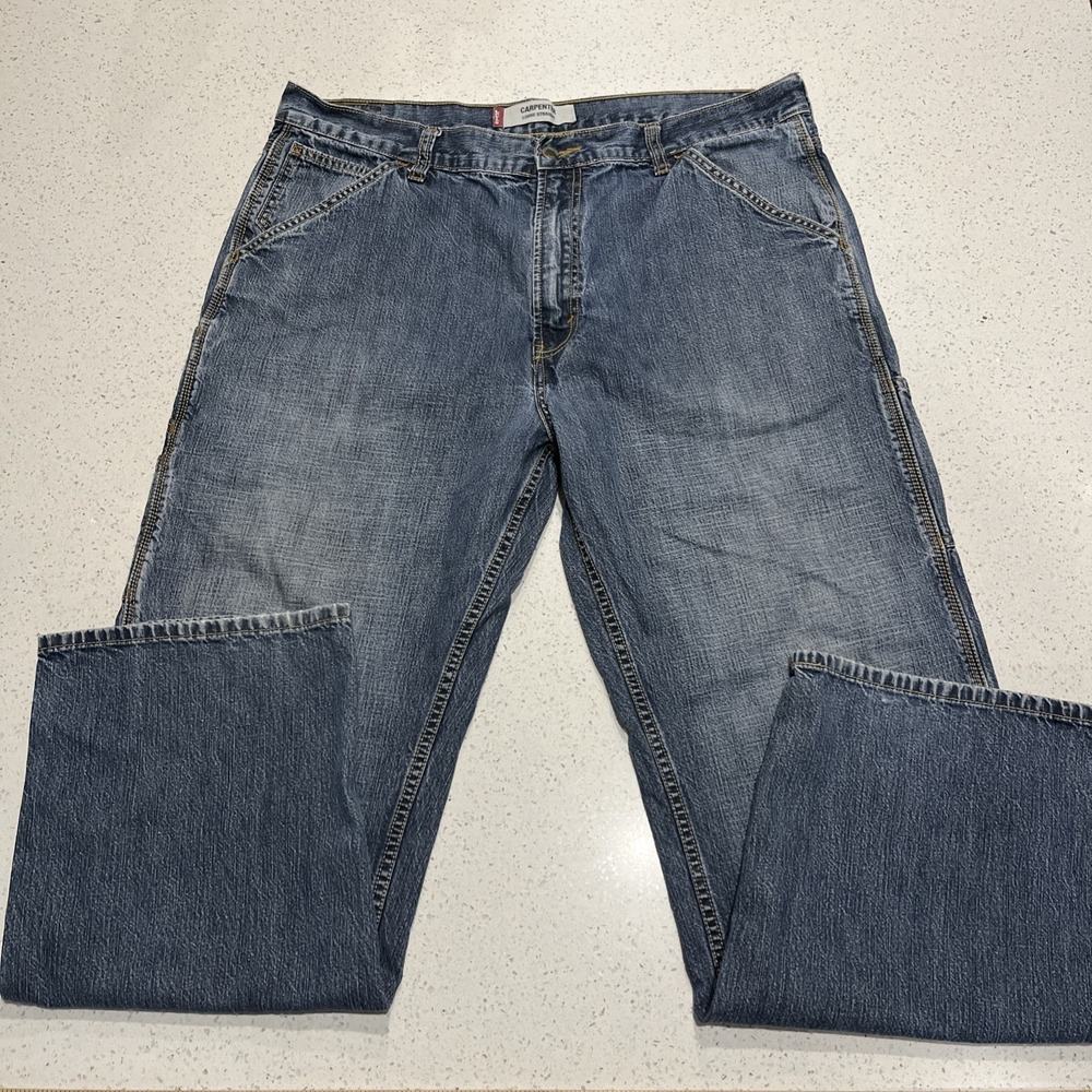 Vintage Y2K levis carpenter Loose Straight size 38/32 Actual 38/31 8-2004